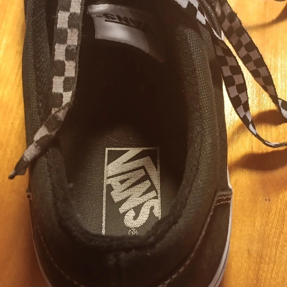Vans Mens Sneakers Size 9.5